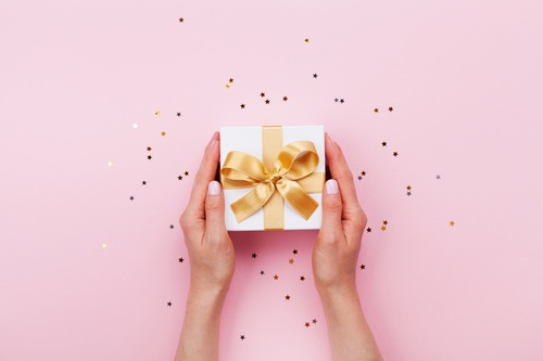 Regalo per la prima festa della mamma: idee per neomamme
