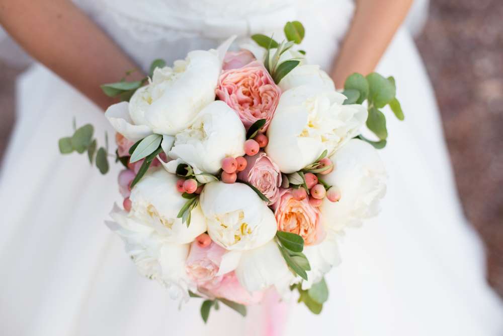 Peonie per il tuo matrimonio: gli addobbi nuziali più belli 